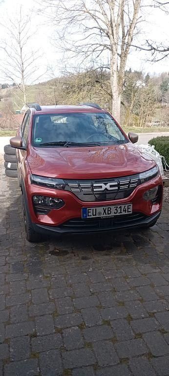 Gebraucht Dacia Spring Extreme 47 kW (65 PS) 2023 Rot Kleinwagen