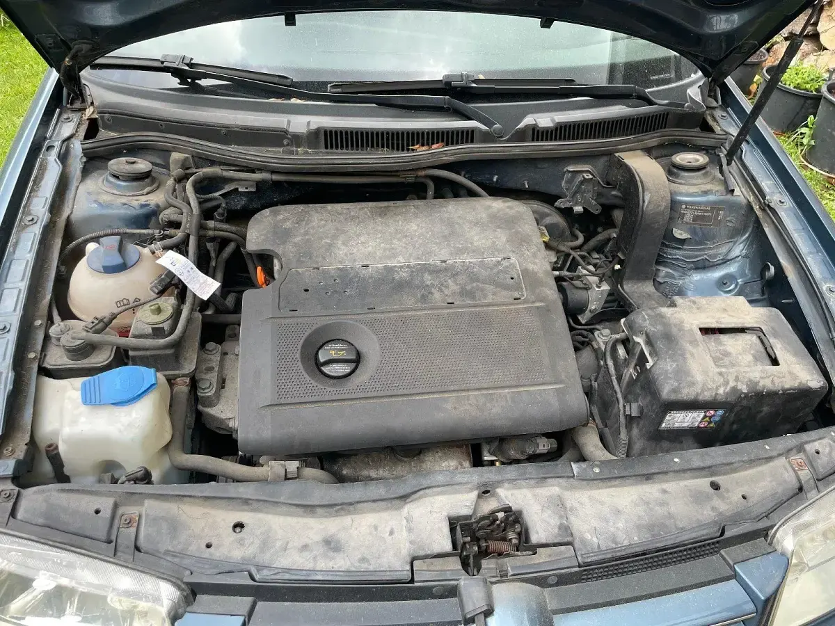 Brugt VW Bora 105 HK (77 kW) 2004 Blå Sedan