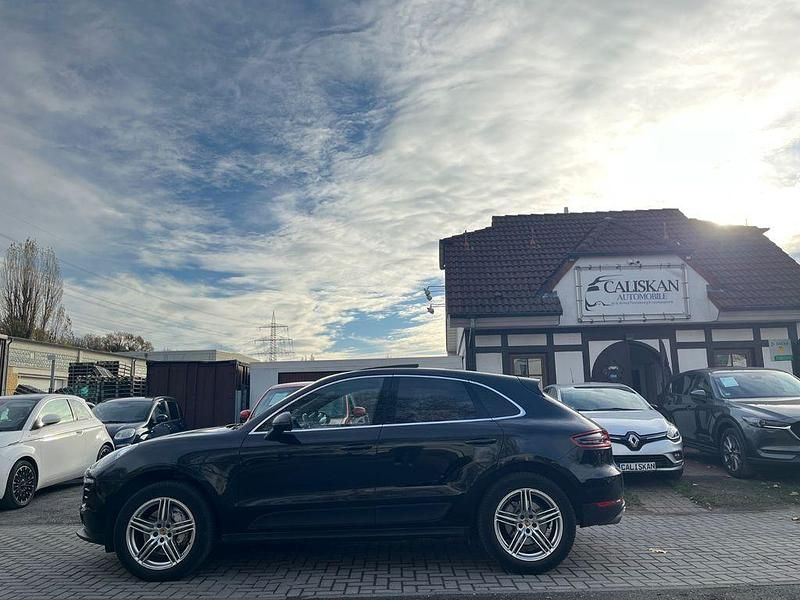 Schwarz Gebraucht 2016 Porsche Macan S SUV | 29.750 € (Superpreis) - Bild 1/4