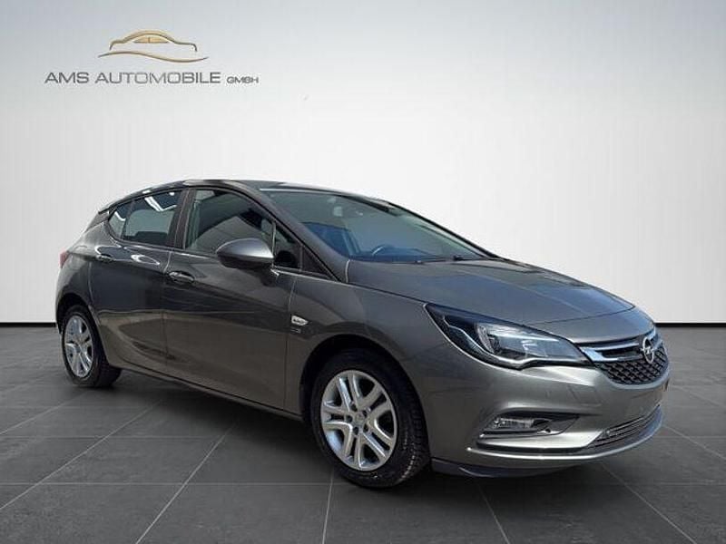 Gebraucht Opel Astra 125 PS (91 kW) 2019 Grau Limousine