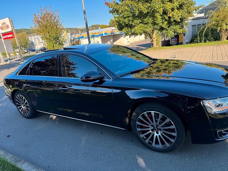 Gebraucht Audi A8L 258 PS (189 kW) 2014 Schwarz Limousine