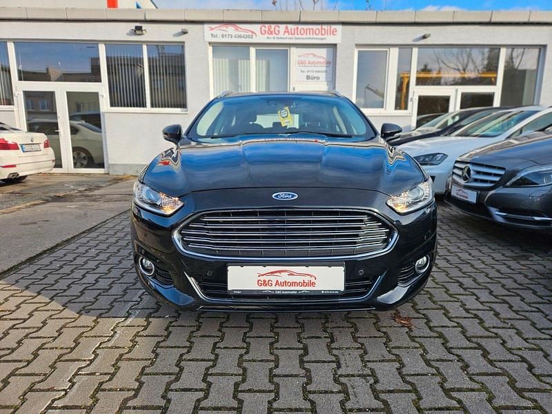 Gebraucht Ford Mondeo Titanium 116 PS (85 kW) 2015 Schwarz Kombi