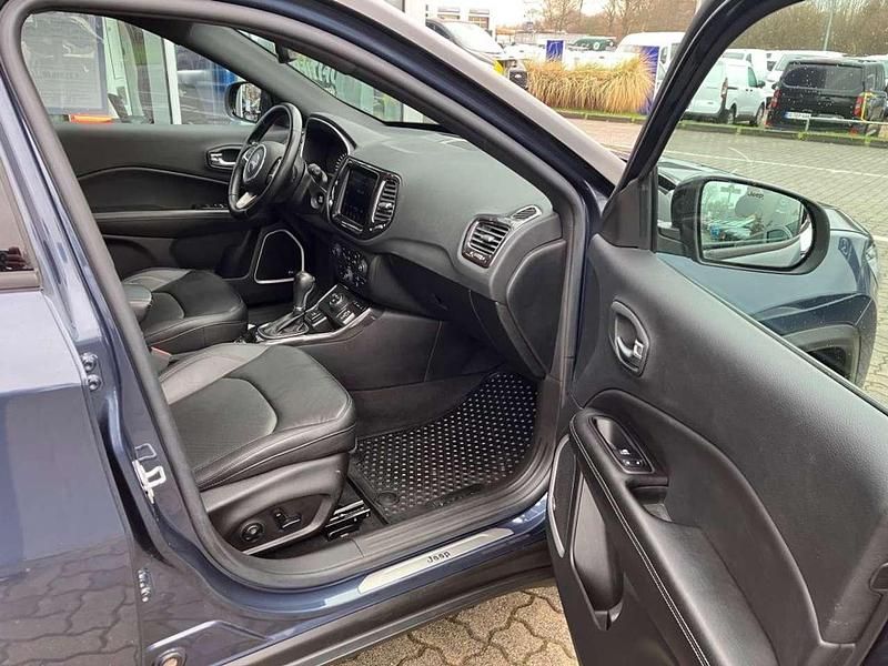 Gebraucht Jeep Compass 241 PS (177 kW) 2020 Blue shade metallic/ dach glos (metallic) SUV