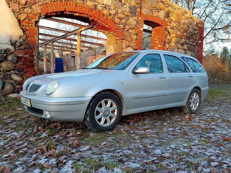 Gebraucht 2000 Lancia Lybra Kombi | 1.111 € - Bild 1/2