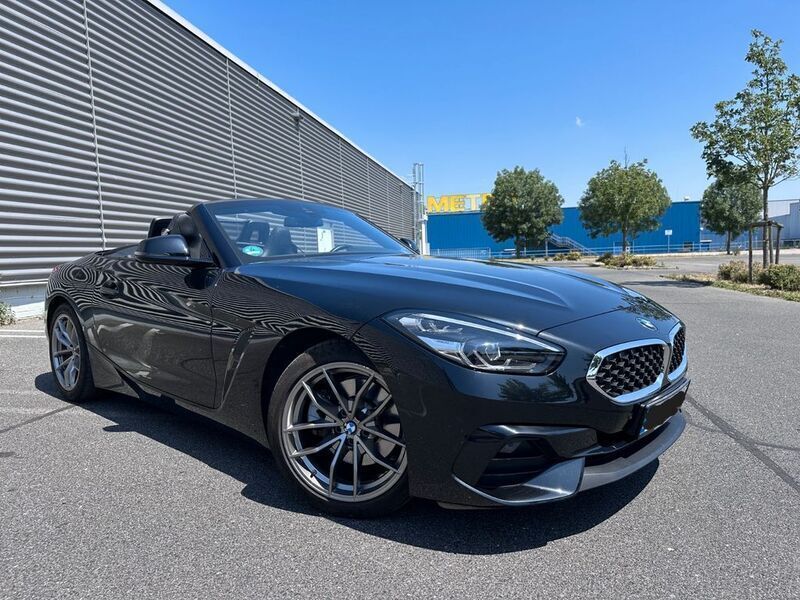 Schwarz Gebraucht 2021 BMW Z4 Advantage Cabrio | 36.700 € (Fairer Preis) - Bild 1/4