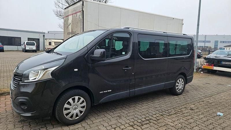 Gebraucht Renault Trafic 145 PS (106 kW) 2017 Schwarz Van / Kleinbus