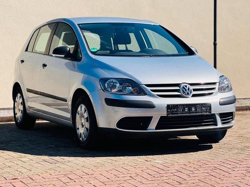 Silber Gebraucht 2008 VW Golf Plus Cross Trendline Van / Kleinbus | 6.999 € (Fairer Preis) - Bild 1/4