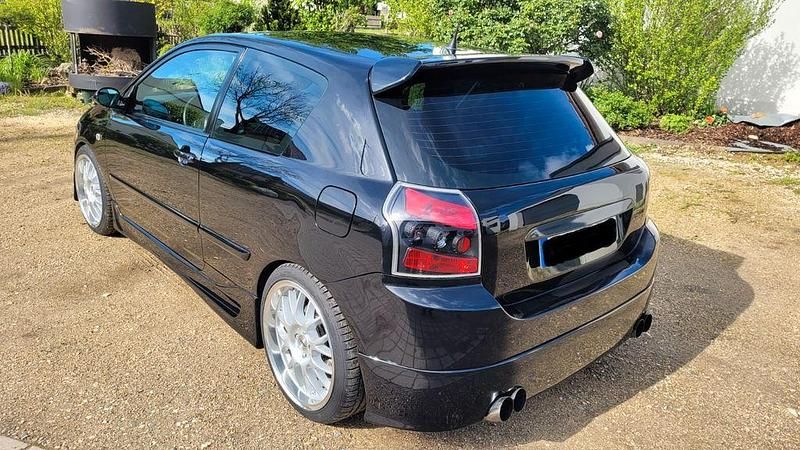Gebraucht Toyota Corolla Edition 110 PS (80 kW) 2005 Schwarz Limousine