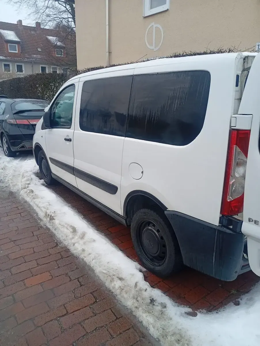 Gebraucht Peugeot Expert 90 PS (66 kW) 2009 Weiß Van