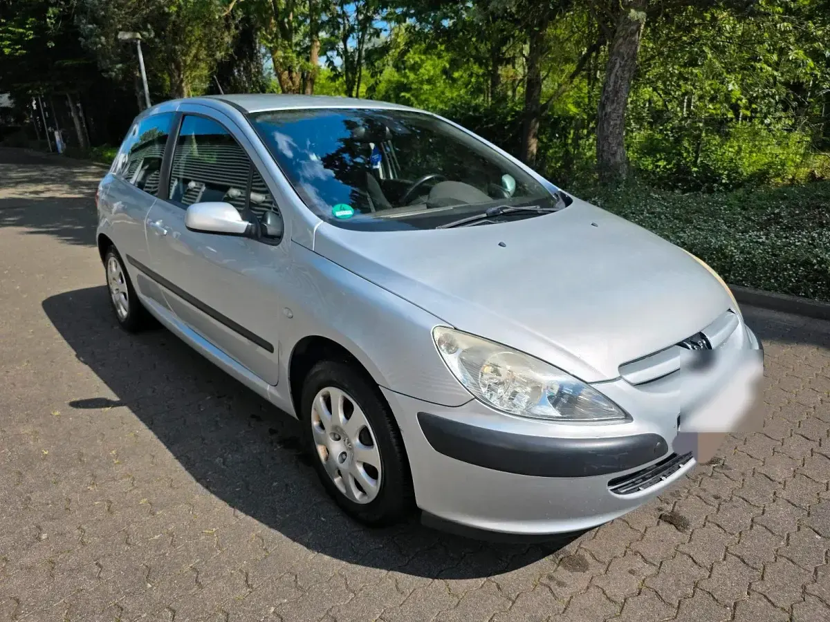 Gebraucht Peugeot 307 109 PS (80 kW) 2003 Grau Limousine