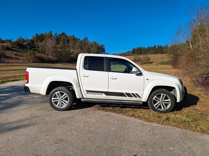 Weiß Gebraucht 2012 VW Amarok Abholung | 17.650 € (Guter Preis) - Bild 1/4