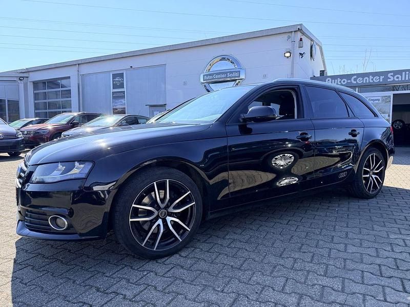 Gebraucht Audi A4 Attraction 143 PS (105 kW) 2011 Schwarz Kombi