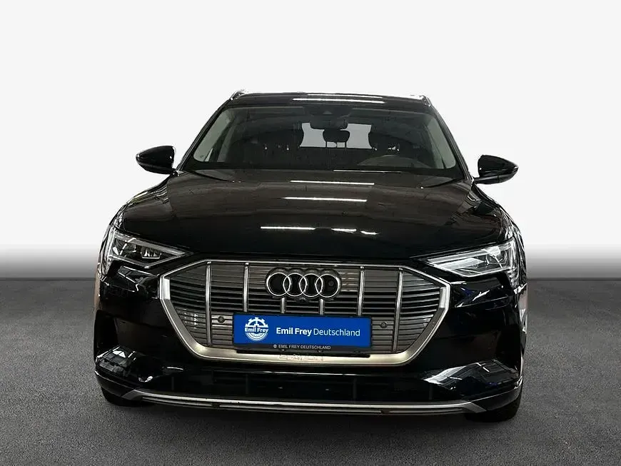 Gebraucht Audi e-tron Sportback Advanced 300 kW (408 PS) 2023 Mythosschwarz metallic SUV
