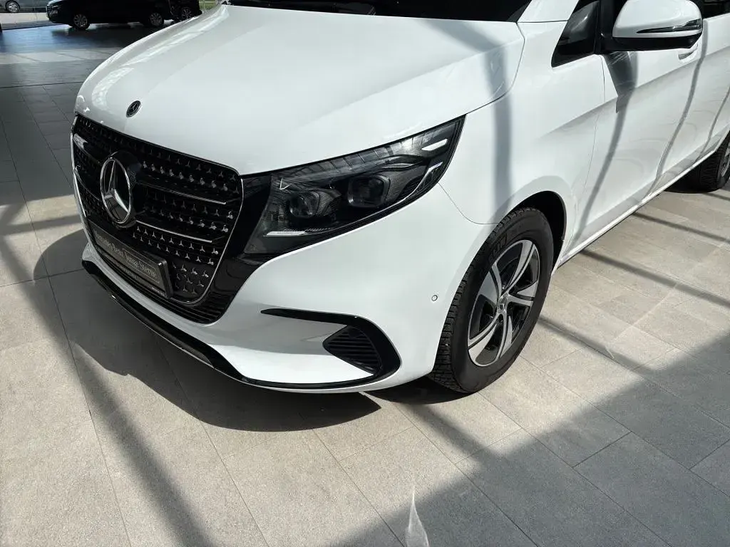 Gebraucht Mercedes V250 Marco Polo 190 PS (139 kW) 2025 Arktikweiß Van / Kleinbus