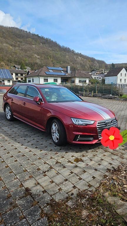 Gebraucht Audi A4 Sport 254 PS (186 kW) 2018 Rot Kombi