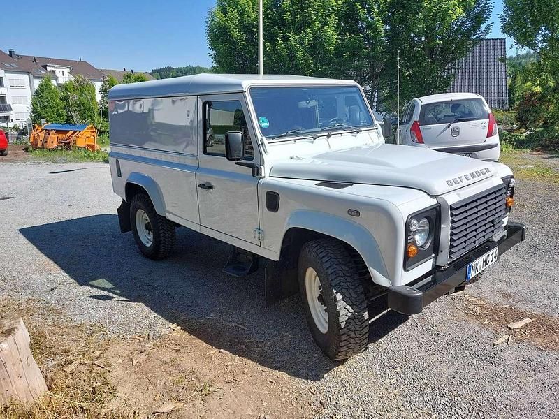 Gebraucht Land Rover Defender SE 122 PS (89 kW) 2014 Weiß SUV