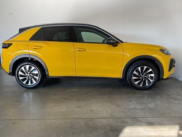 Neu VW T-Roc Style 150 PS (110 kW) 2026 Gelb SUV