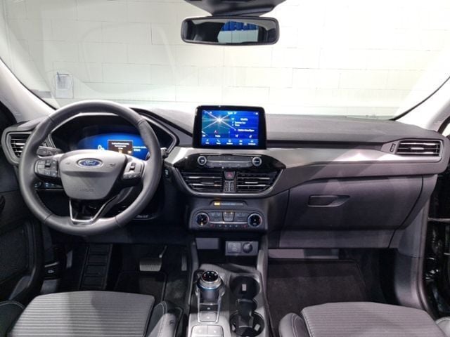 Gebraucht Ford Kuga Titanium 224 PS (164 kW) 2024 Schwarz, agate black metallic SUV