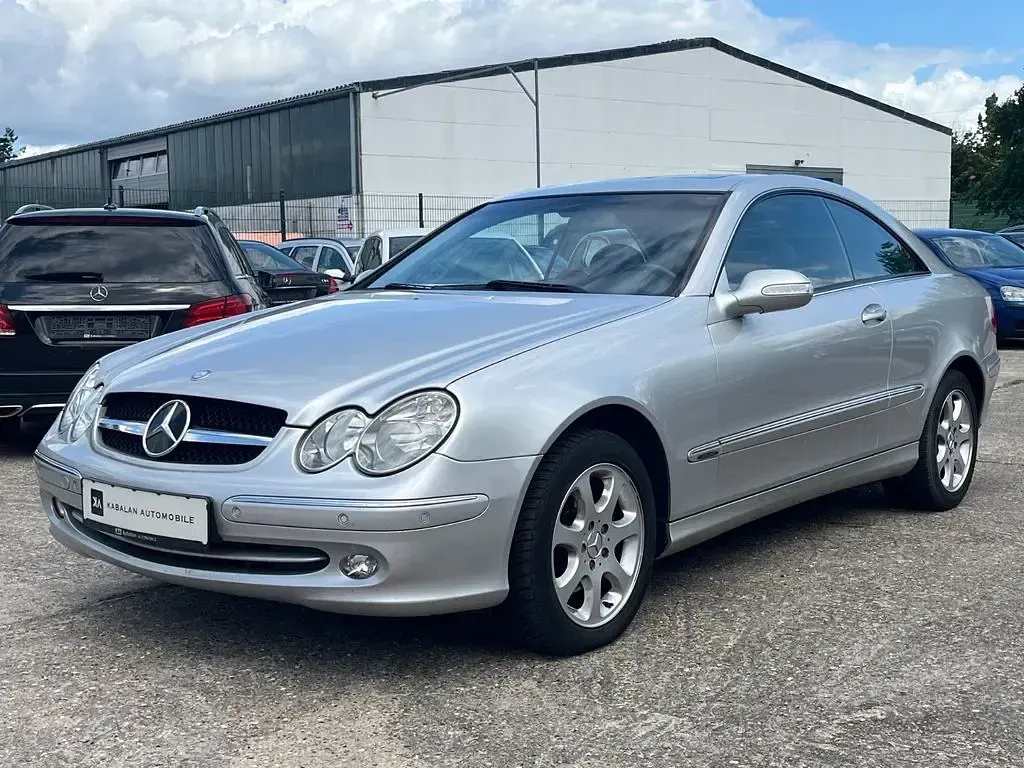 Gebraucht Mercedes CLK200 163 PS (119 kW) 2004 Silber Coupé