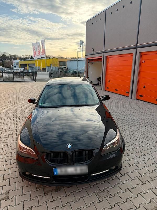 Gebraucht BMW 525 197 PS (144 kW) 2004 Schwarz Limousine