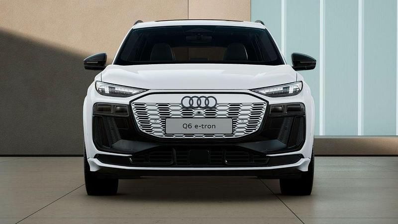 Gebraucht Audi Q6 e-tron S-Line 285 kW (388 PS) 2025 Gletscherweiss metallic SUV