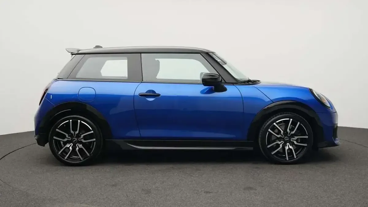 Gebraucht Mini John Cooper Works 204 PS (150 kW) 2025 Blau Kleinwagen