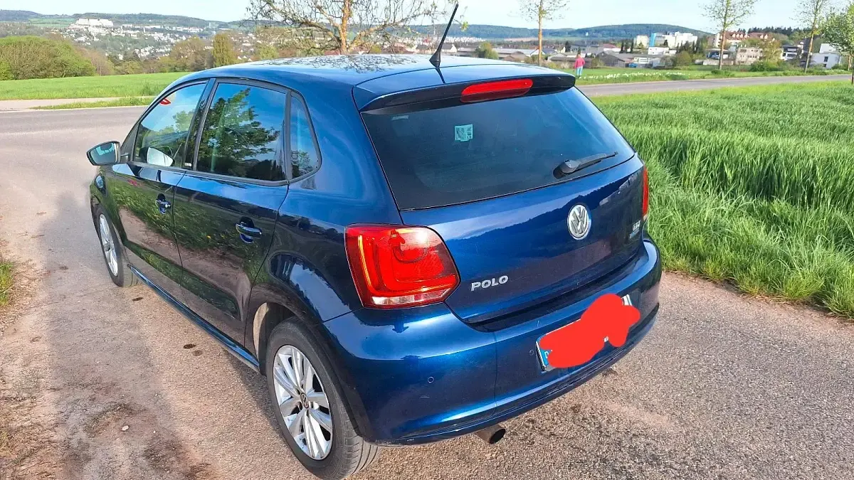 Second-hand VW Polo 90 CP (66 kW) 2012 Albastru Hatchback