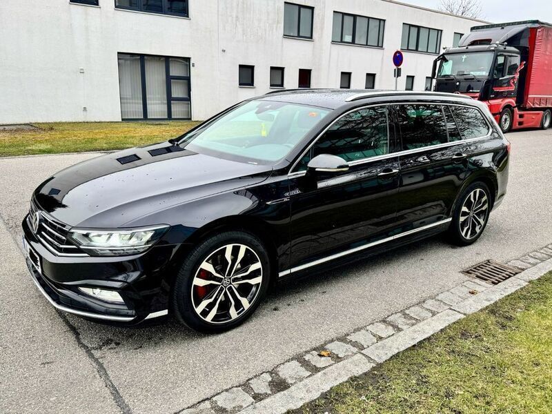 Schwarz Gebraucht 2019 VW Passat Comfortline Limousine | 25.000 € (Etwas zu teuer) - Bild 1/4