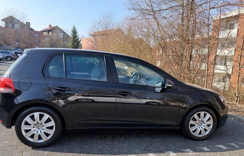 Gebraucht VW Golf VI 122 PS (89 kW) 2009 Schwarz Kleinwagen