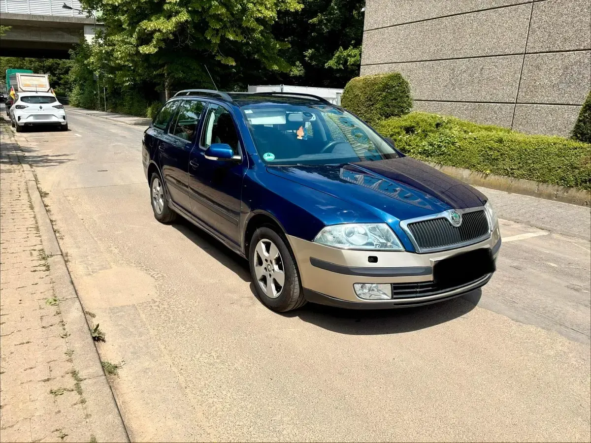 Gebraucht Skoda Octavia 116 PS (85 kW) 2007 Blau Kombi