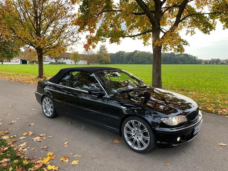 Schwarz Gebraucht 2005 BMW 330 Cabriolet Cabrio | 13.850 € (Teuer) - Bild 1/4