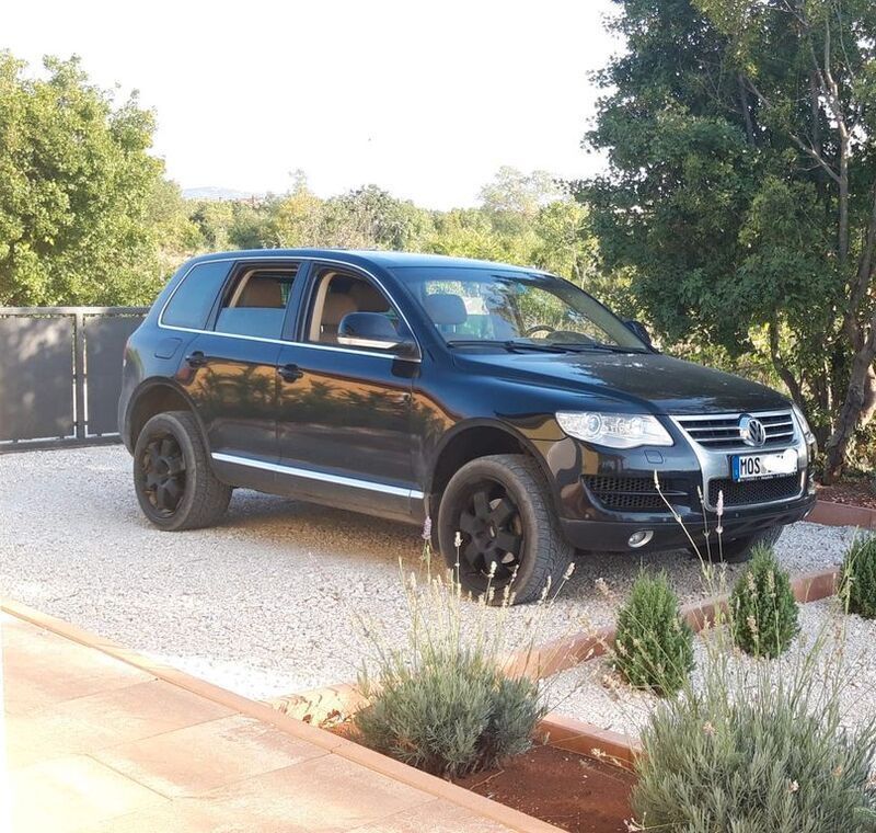 Schwarz Gebraucht 2007 VW Touareg SUV | 6.350 € (Fairer Preis) - Bild 1/4