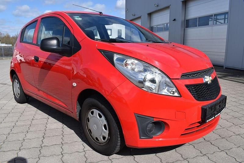 Gebraucht Chevrolet Spark 68 PS (50 kW) 2012 Rot Kleinwagen