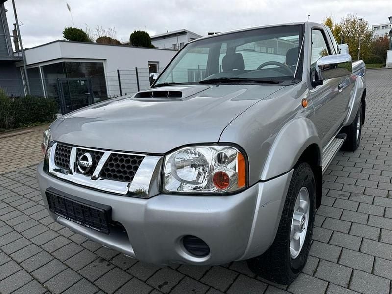 Silber Gebraucht 2011 Nissan Navara Abholung | 10.980 € (Superpreis) - Bild 1/4