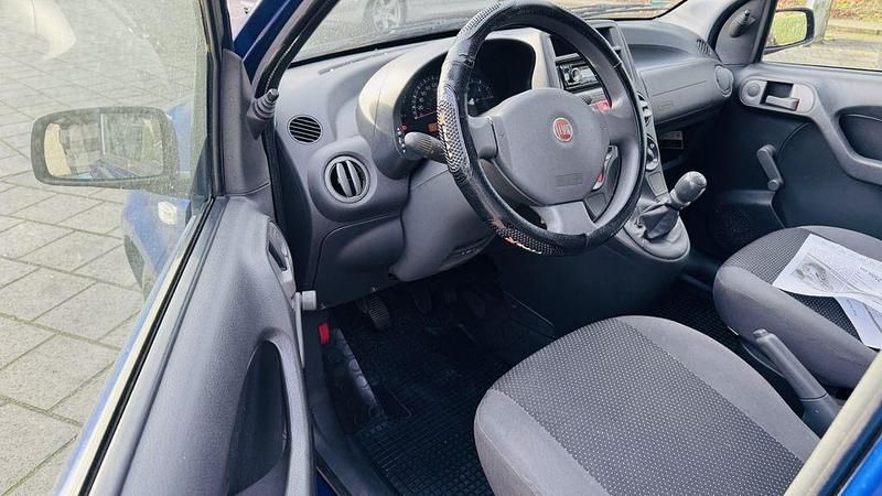 Gebraucht Fiat Panda Active 54 PS (39 kW) 2009 Blau Limousine