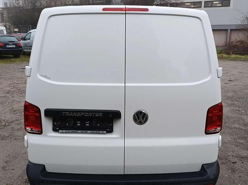 Gebraucht VW Transporter 110 PS (80 kW) 2021 Candyweiß Van