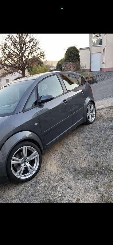 Second-hand Audi A2 110 CP (80 kW) 2002 Gri Hatchback