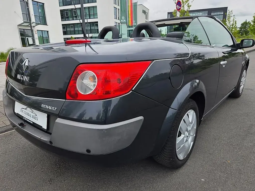 Gebraucht Renault Mégane Cabriolet 135 PS (99 kW) 2006 Grau Cabrio