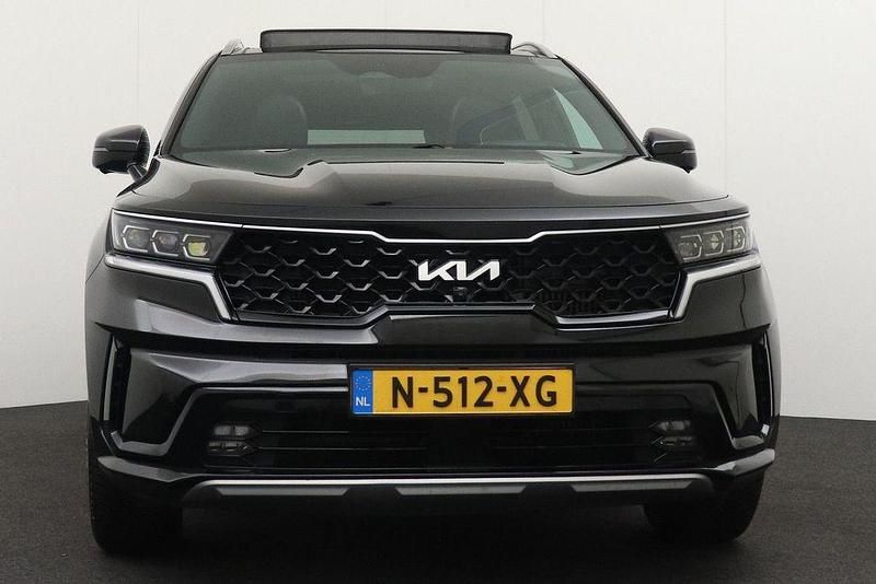 Gebraucht Kia Sorento 179 PS (131 kW) 2022 Schwarz SUV