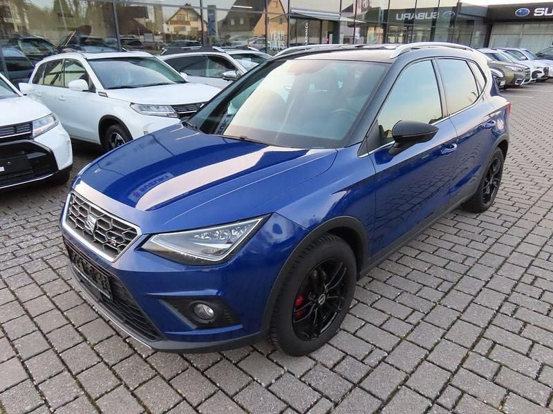 Blau Gebraucht 2019 Seat Arona FR SUV | 12.490 € (Guter Preis) - Bild 1/4