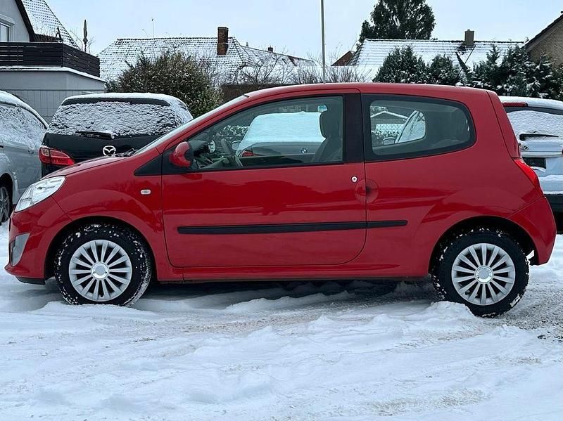 Second-hand Renault Twingo 76 CP (55 kW) 2009 Roșu Hatchback