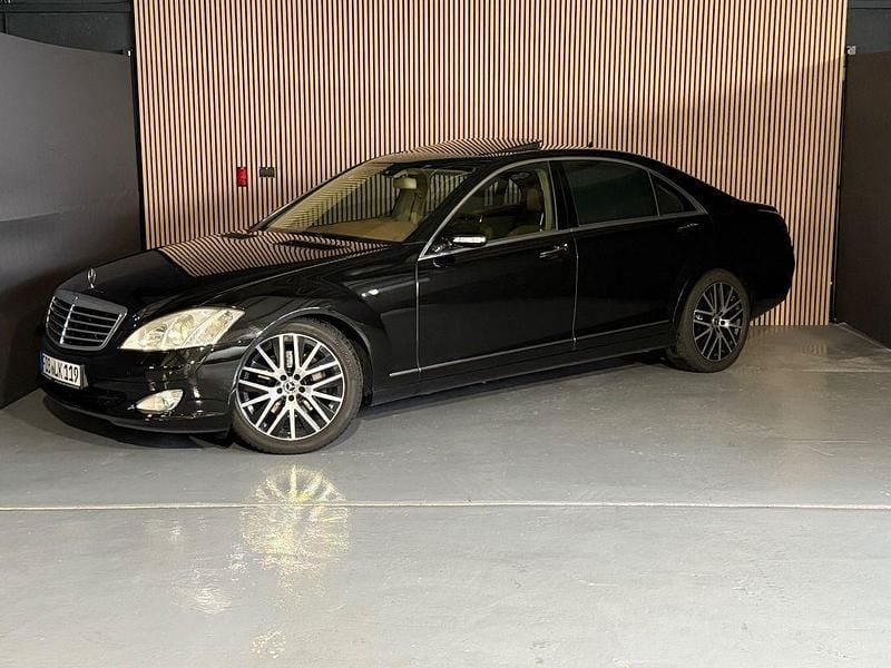Gebraucht Mercedes S320 235 PS (172 kW) 2008 Obsidianschwarz  metalliclack Limousine