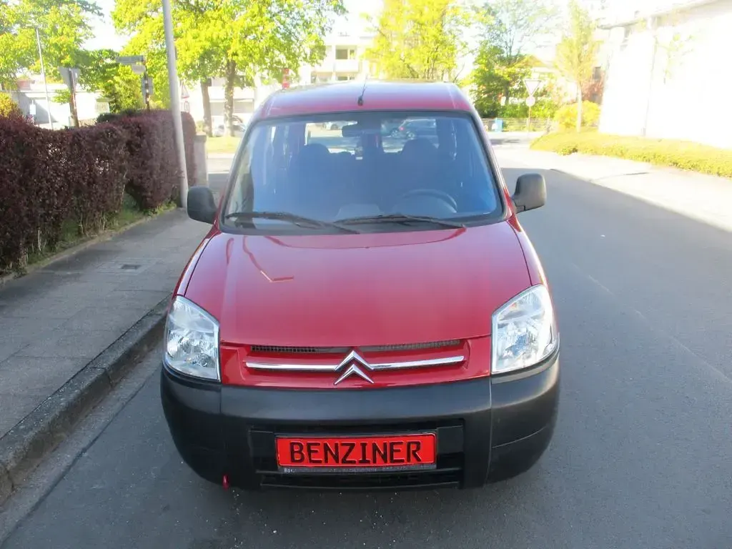Gebraucht Citroën Berlingo First 75 PS (55 kW) 2010 Rot Van / Kleinbus