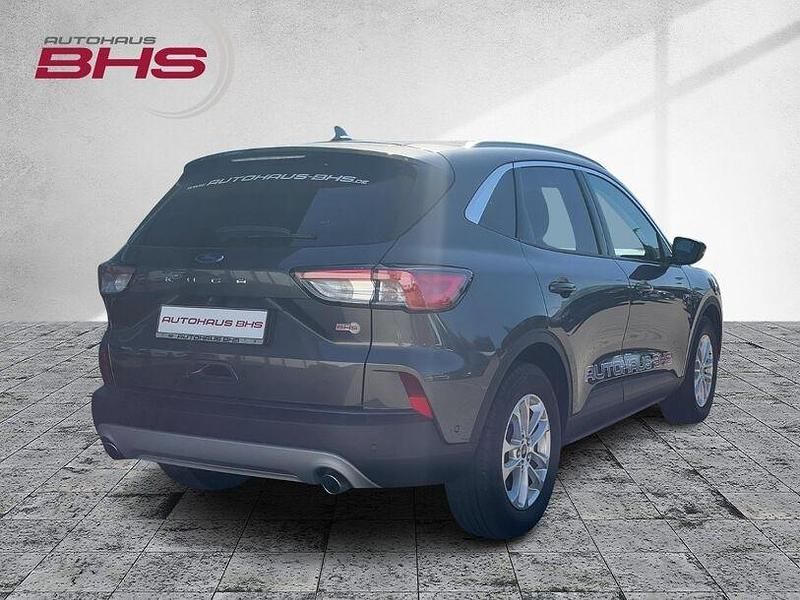 Gebraucht Ford Kuga Titanium 120 PS (88 kW) 2023 Silber SUV