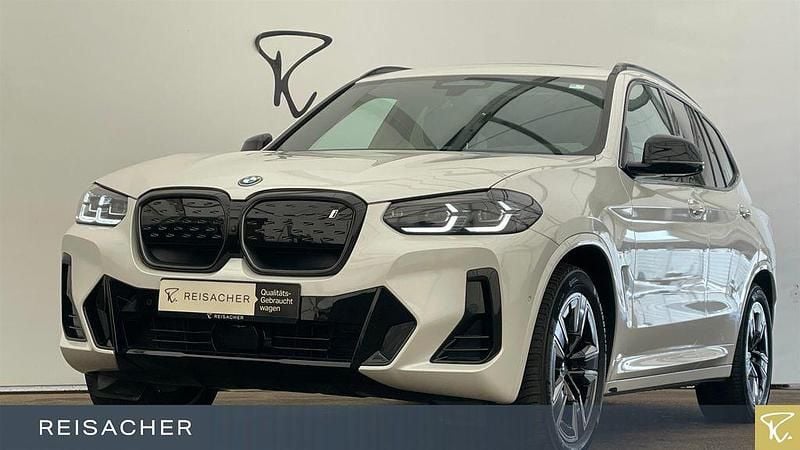 Gebraucht BMW iX3 Impressive 210 kW (286 PS) 2023 Mineralweiß metallic SUV