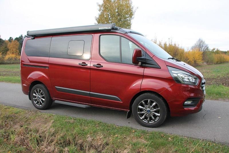 Gebraucht Ford Transit Nugget 185 PS (136 kW) 2021 Rot Van / Kleinbus