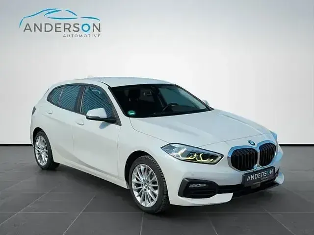 Gebraucht BMW 118 Advantage 140 PS (102 kW) 2020 Weiß Kleinwagen