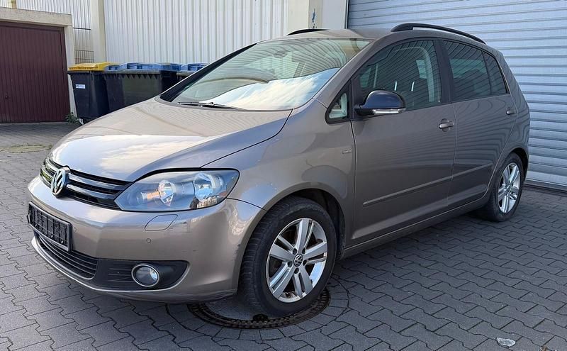 Gebraucht VW Golf VII Match 105 PS (77 kW) 2012 Limousine