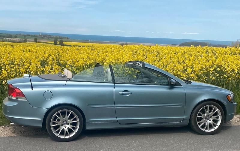 Blau Gebraucht 2006 Volvo C70 Cabrio | 14.500 € (Etwas zu teuer) - Bild 1/4
