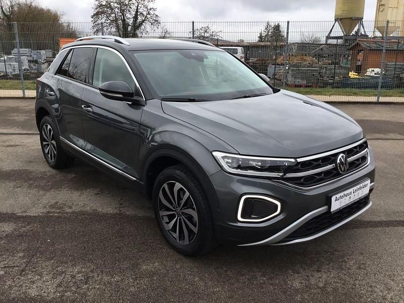 Gebraucht VW T-Roc Style 150 PS (110 kW) 2025 Grau SUV